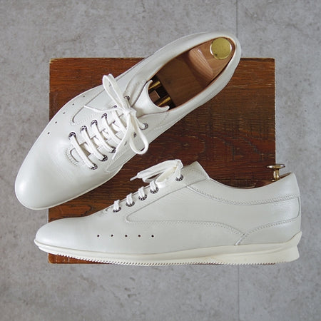 未使用★ジョンロブ 8.5E【貴重★(英)アストン・マーティン社コラボレート/WINNER SPORT/8695ラスト】レザースニーカー/白/JOHN LOBB★n567