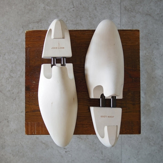 極上★ジョンロブ 8E【定価¥28,600-★純正シューツリー/STANDARD】木製シューキーパー/メンズ/JOHN LOBB★n202