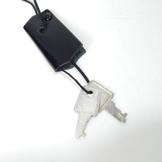 i*n様 未使用/タグ付✨ アクアスキュータム 鍵付き ダレスバッグ ビジネスバ 希少】Aquascutum（アクアスキュータム）鍵付き本革 ビジネスバッグ