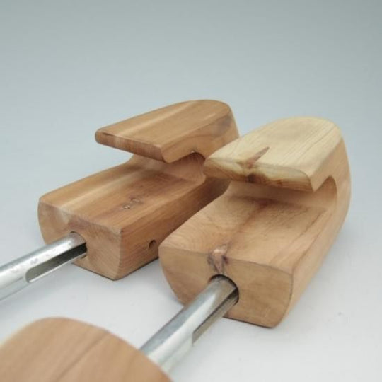 ★木製シューツリー サイズM程度【★メンズ】シューキーパー★a706