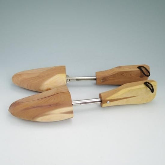 美品★木製シューツリー サイズM【★レッドシダー製】シューキーパー★a848