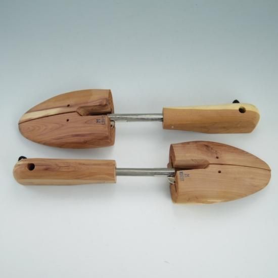 美品★木製シューツリー サイズM【★レッドシダー製】シューキーパー★a848