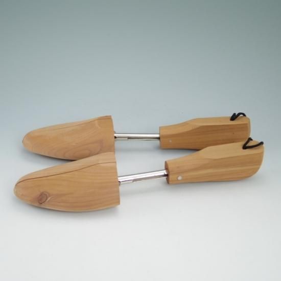 美品★木製シューツリー サイズM【★レッドシダー製】シューキーパー★a849