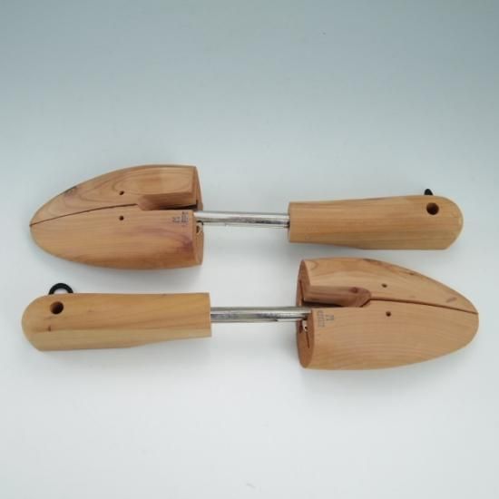 美品★木製シューツリー サイズM【★レッドシダー製】シューキーパー★a849