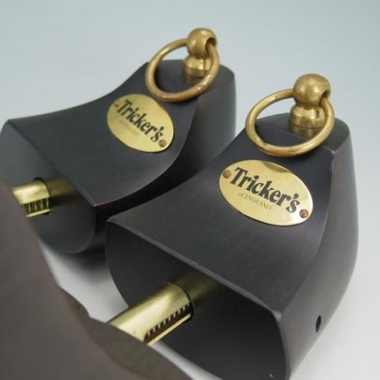美品★トリッカーズ SIZE 7【★純正シューツリー/木製シューキーパー】Tricker's★b067
