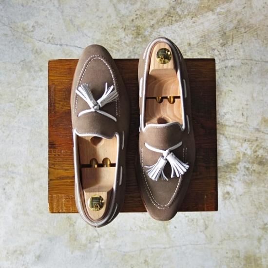 クロケット＆ジョーンズ キャベンディシュ3|CAVENDISH 3 BLACK タッセルローファー メンズ | クロケット＆ジョーンズ（Crockett&Jones）  | Trading Post オンラインショップ クロケット&ジョーンズ　GUERNSEY スウェードローファー/タッセル付き