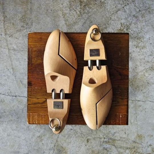 美品★(仏)ラ・コルドヌリ アングレーズ SIZE 40【★木製シューツリー/シューキーパー】FA85/LA CORDONNERIE ANGLAISE★b456