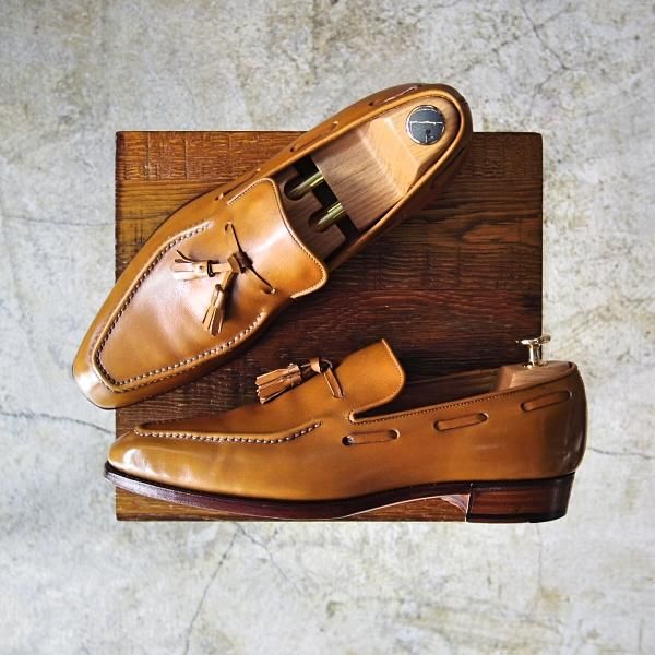 美品★(福岡)コルノブルゥ UK7程度【★定価17万円以上/ハンドソーンウェルテッド製法】タッセルローファー/Corno blu★c315