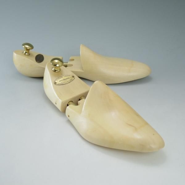 極上☆エドワードグリーン UK8【☆純正シューツリー/202ラスト】木製