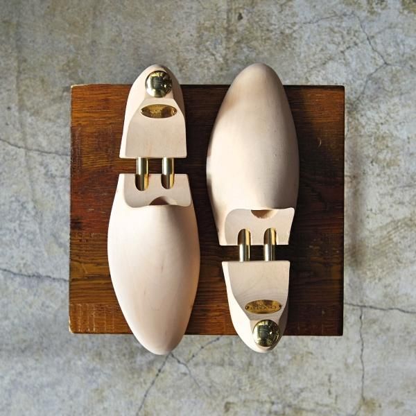 美品★クロケット&ジョーンズ SIZE 7【最新モデル★純正シューツリー】木製シューキーパー/men's/メンズ/Crockett&Jones★c844