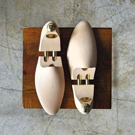 美品★クロケット&ジョーンズ SIZE 7【最新モデル★純正シューツリー】木製シューキーパー/men's/メンズ/Crockett&Jones★c844