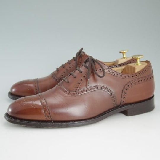美品★チャーチ 80F/UK8【★ディプロマット/DIPLOMAT/4都市ロゴ】ネバダカーフ/WALNUT/ウォルナット/茶/セミブローグ/Church's★c884