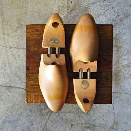 極上★ジョンロブ UK8.5程度【★純正シューツリー】木製シューキーパー/men's/メンズ/JOHN LOBB★d106