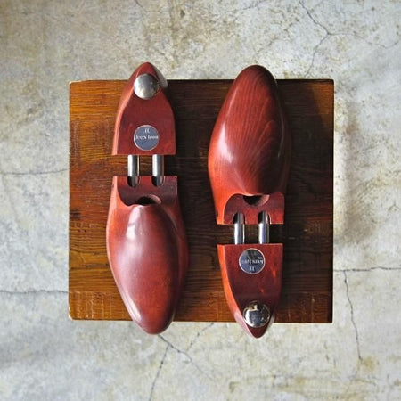 極上★ジョンロブ 5E【限定★イヤーモデル用/純正シューツリー】木製シューキーパー/メンズ/JOHN LOBB★d185