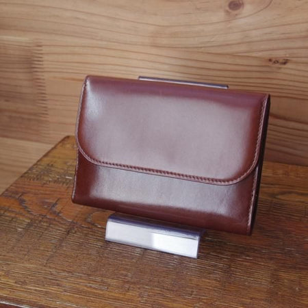 未使用★(伊)タニノクリスチー【貴重★二つ折り財布】レザー/本革/茶/メンズ&レディース兼/TANINO CRISCI★d298