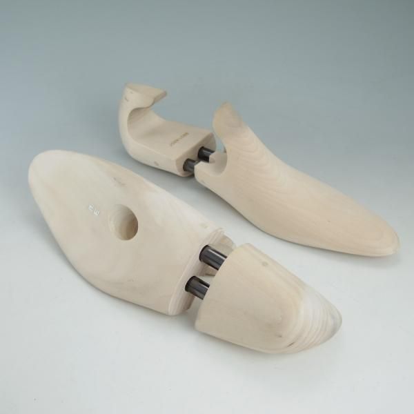 極上★ジョンロブ 8E【定価￥21,600-★純正シューツリー/現行ロゴ】木製シューキーパー/メンズ/JOHN LOBB★d312