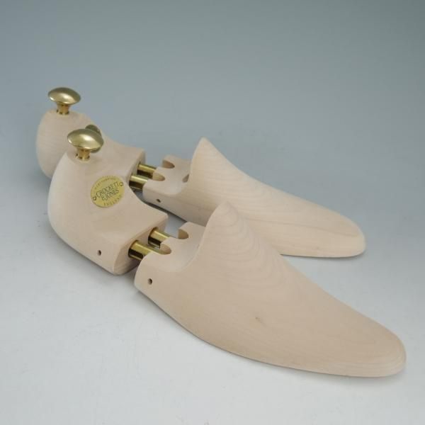 極美品★クロケット&ジョーンズ SIZE 5【定価￥15,120-★純正シューツリー】木製シューキーパー/メンズ/Crockett&Jones★d386