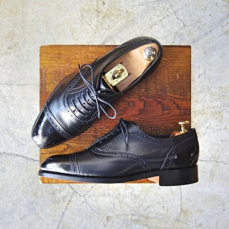 極美品★(英)バーカー 5.5E【グッドイヤーウェルテッド製法★4287EW10】セミブローグ/カーフ/黒/メンズ/BARKER★d379