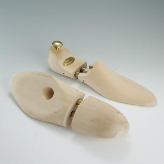 極上★エドワードグリーン UK7.5程度【定価￥20,520-★純正シューツリー】木製シューキーパー/メンズ/EDWARD GREEN★d711