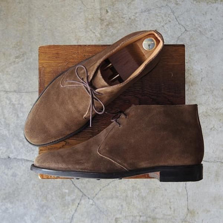 美品★ロイドフットウェア 8.5E【ダイナイトソール仕様★(英)BARKER製】チャッカブーツ/スエード/茶/バーカー/Lloyd Footwear★d722