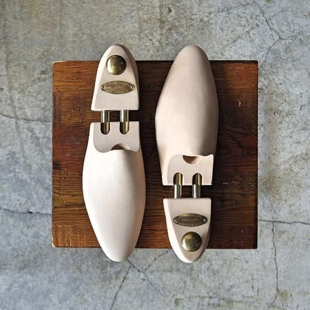 極上★エドワードグリーンUK6.5程度【定価￥20,520-★純正シューツリー】木製シューキーパー/メンズ/EDWARD GREEN★d819