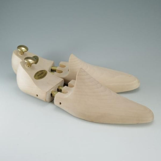 極上★エドワードグリーンUK8程度【定価￥20,520-★純正シューツリー】木製シューキーパー/メンズ/EDWARD GREEN★d820