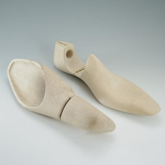 美品★(東欧)サンクリスピン 8E【定価￥21,600-★純正シューツリー】木製シューキーパー/メンズ/Saint Crispin's★d826