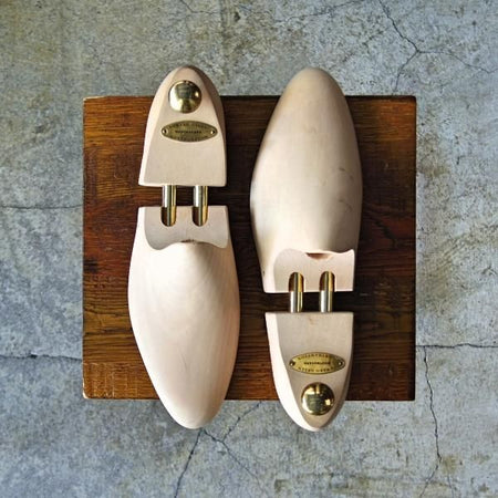 極上★エドワードグリーン UK8程度【定価￥20,520-★純正シューツリー】木製シューキーパー/メンズ/EDWARD GREEN★d892