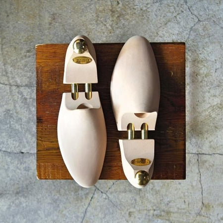 美品★クロケット&ジョーンズ SIZE 6【定価￥15,120-★純正シューツリー】木製シューキーパー/メンズ /Crockett&Jones★e170