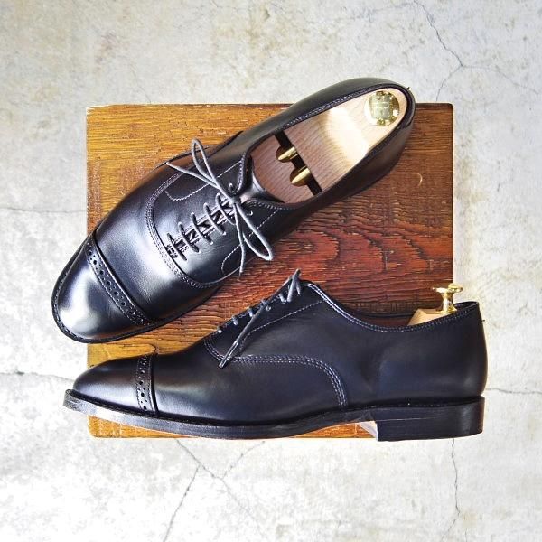 ほぼ未使用★(米)アレンエドモンズ 7.5EE【定価￥74,520-★パンチドキャップトゥ/Fifth Avenue】カーフ/黒/メンズ/ALLEN EDMONDS★e256