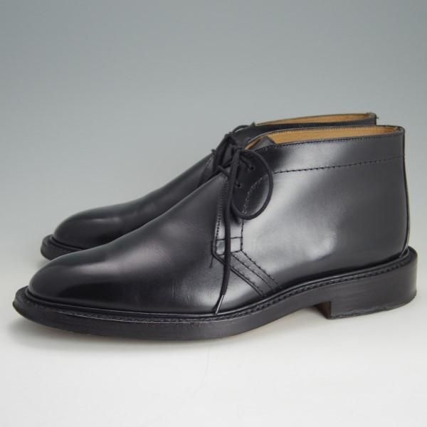 美品☆トリッカーズ SIZE 8.5【☆チャッカブーツ/M7384