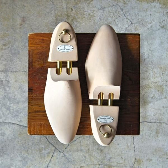 極上★(英)ニュー&リングウッド SIZE 8【純正シューツリー★(英)ダンケルマン製】木製シューキーパー/メンズ/DASCO/New&Lingwood★e387