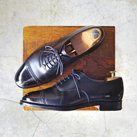 美品★(英)チーニー 7E【★ロイドフットウェア別注/LloydFootwear】Mシリーズ/89ラスト/パンチドキャップトゥ/カーフ/黒/CHEANEY★e581