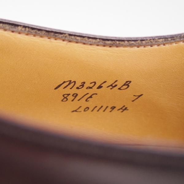 美品★(英)チーニー 7E【★ロイドフットウェア別注/LloydFootwear】Mシリーズ/89ラスト/パンチドキャップトゥ/カーフ/黒/CHEANEY★e581