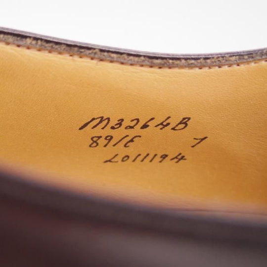 美品★(英)チーニー 7E【★ロイドフットウェア別注/LloydFootwear】Mシリーズ/89ラスト/パンチドキャップトゥ/カーフ/黒/CHEANEY★e581
