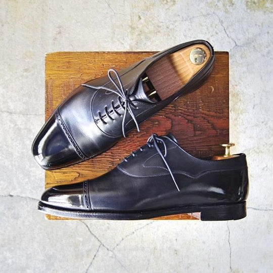 美品★(英)グレンソン 8D【最上級★マスターピース/パンチドキャップトゥ/31997-01】カーフ/黒/メンズ/GRENSON★e629