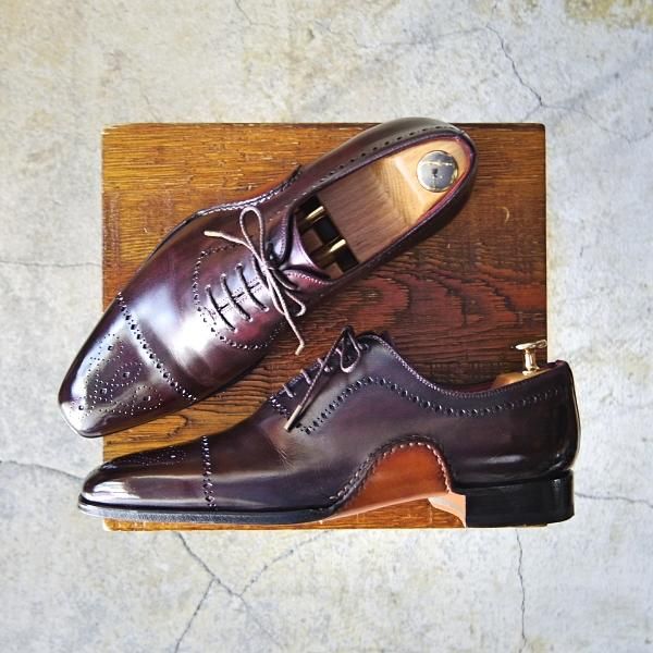 極美品　MAGNANNI ホールカット　オパンケ　EU39 黒　本革 22.2.19-okunijapan10658_1200x.