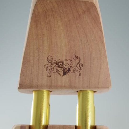 美品★DONOK/ダナック SIZE 40【定価￥5,060-★木製シューツリー】シューキーパー/メンズ★e963