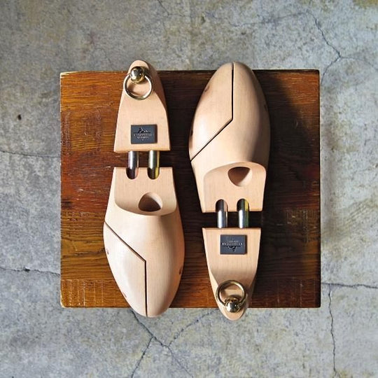 美品★(仏)ラ・コルドヌリ・アングレーズ SIZE 38【定価￥13,200-★木製シューツリー】シューキーパー/LA CORDONNERIE ANGLAISE★f234