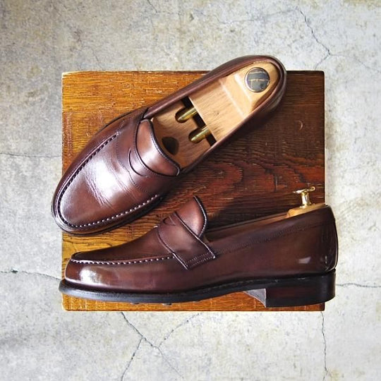 美品★(英)チーニー 5.5F【定価￥74,800-★ダイナイトソール仕様/HUDSON R】5203ラスト/コインローファー/カーフ/濃茶/CHEANEY★f324