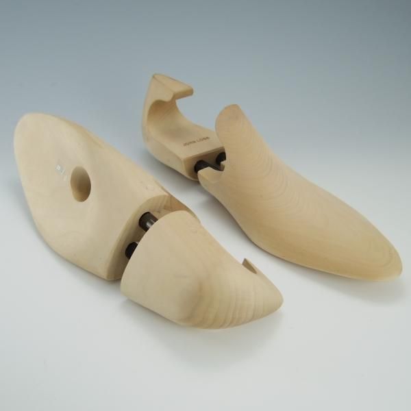 極上★ジョンロブ 8E【定価￥22,000-★純正シューツリー/STANDARD】木製シューキーパー/メンズ/JOHN LOBB★f504