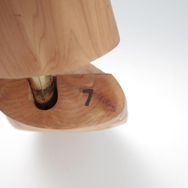 極上★チャーチ SIZE 7【定価￥14,300-★純正シューツリー/WESSEX】木製シューキーパー/メンズ/Church's★f817