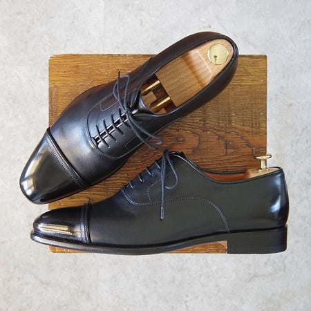 極美品★(伊)サントーニ SIZE 7.5【定価￥110,000-★ストレートチップ/16207】LEVANTEラスト/カーフ/黒/メンズ/Santoni★f991