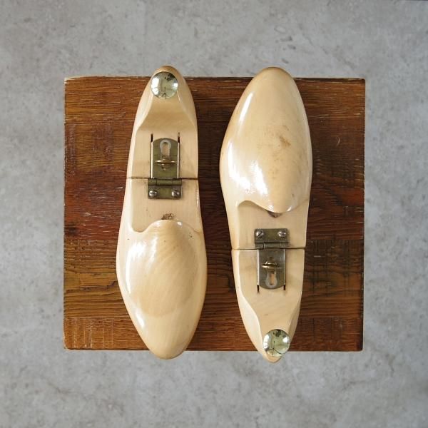 極上★(仏)ラ・コルドヌリ・アングレーズ SIZE 39【ヒンジ式シューツリー★木製シューキーパー】メンズ/LA CORDONNERIE ANGLAISE★g005