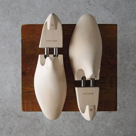 極上★ジョンロブ 8E【定価￥22,000-★純正シューツリー/STANDARD】木製シューキーパー/メンズ/JOHN LOBB★g186
