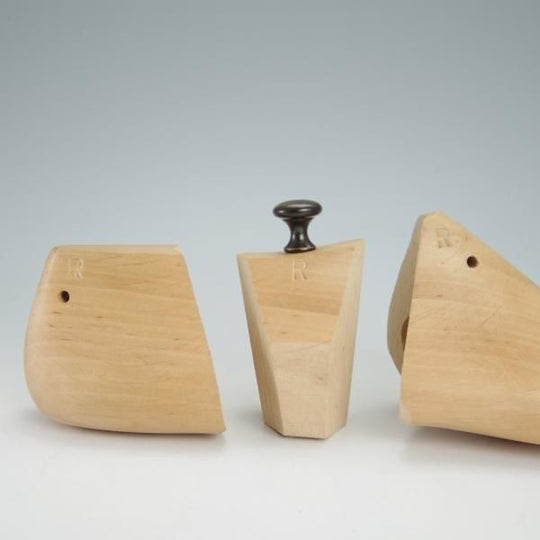 極上★(東欧)VASS/ヴァーシュ SIZE 39【貴重★Uラスト/ロベルト・ウゴリーニ】純正シューツリー/木製シューキーパー/メンズ★g190