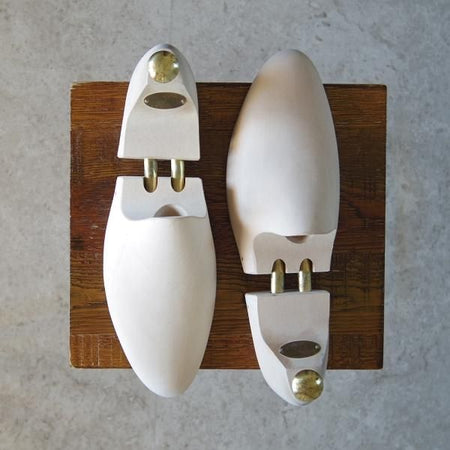 極上★クロケット&ジョーンズ SIZE 9【定価￥15,400-★純正シューツリー】木製シューキーパー/メンズ/Crockett&Jones★g536