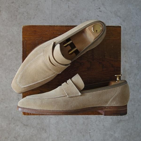 美品★クロケット&ジョーンズ 6E【モデル定価￥86,900-★MERTON/348ラスト】コインローファー/スエード/薄茶/Crockett&Jones★g558