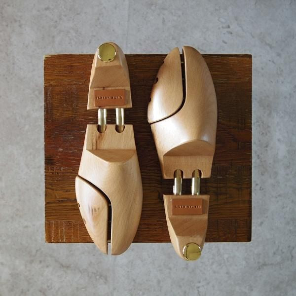 美品★伊勢丹メンズ SIZE 39【定価￥7,700-★木製シューツリー】シューキーパー/メンズ/Isetan Men's★g595