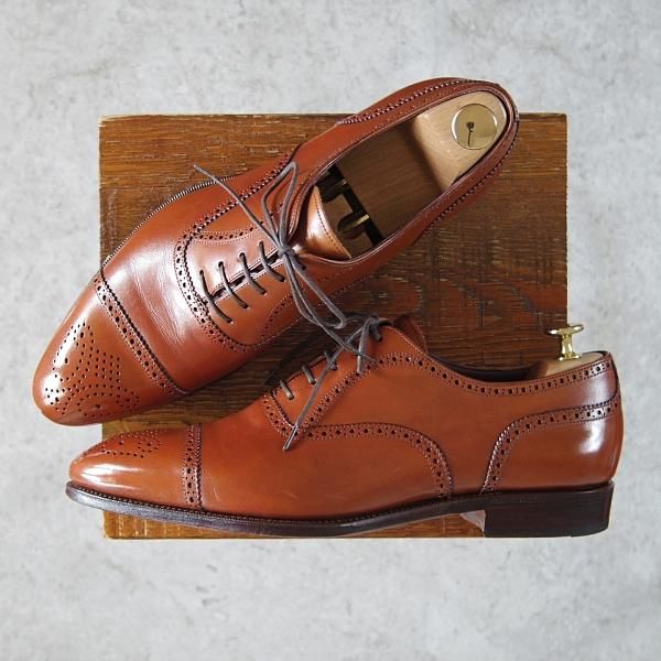 極美品★(スペイン製)CARMINA/カルミナ SIZE 9【定価￥72,600-★グッドイヤーウェルテッド製法/INCAラスト】80251/セミブローグ/茶★g703